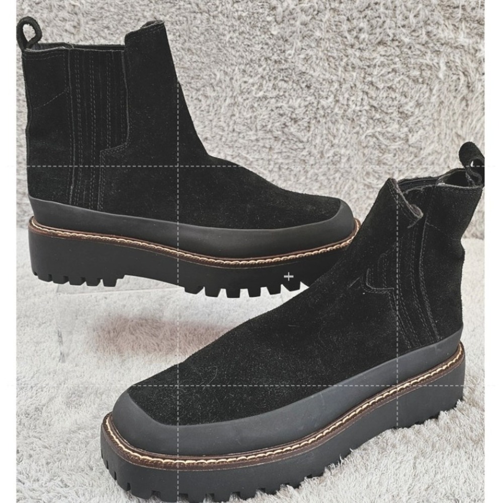 Caslon Miller Water Resistant Chelsea Boot Black Suede Lug Sole Womens 9.5 NEW